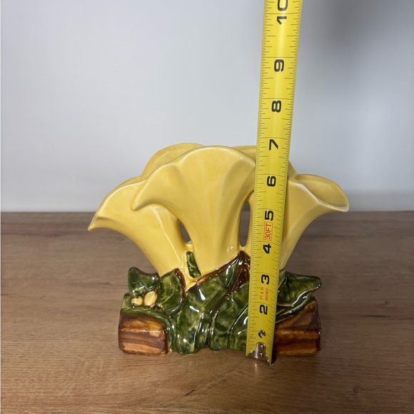 Rare Vintage McCoy Yellow Triple Lily Flower Vase MCM - Picture 2 of 4